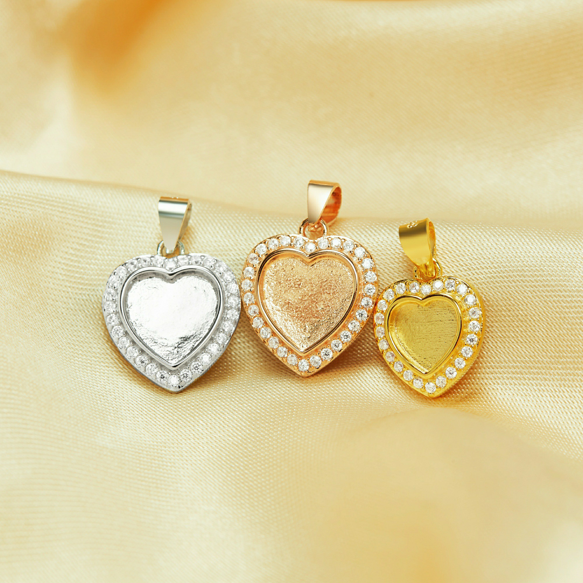Keepsake Mother Milk Resin Hal - Bezels Set Pendant ulasan dan harga